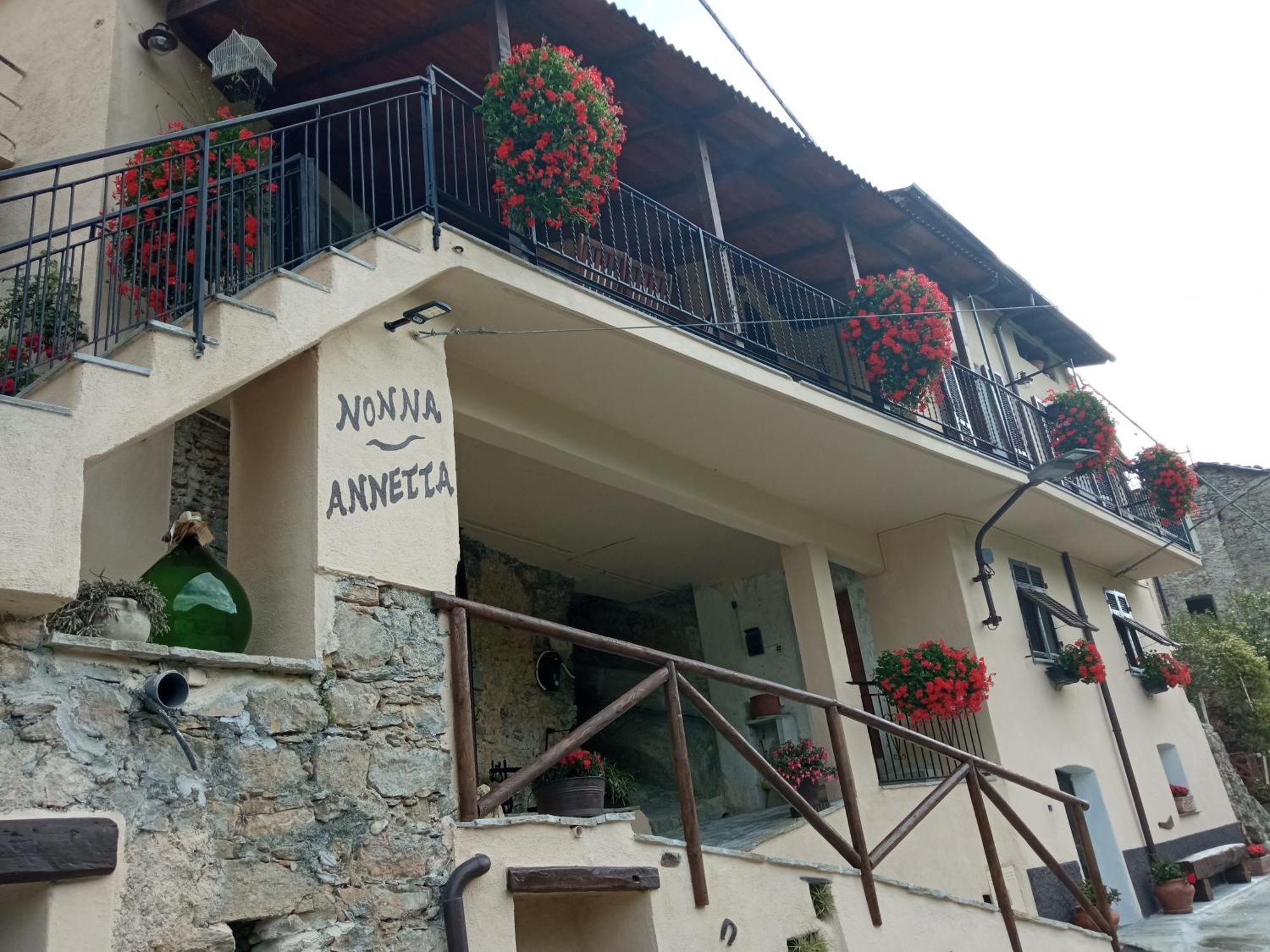 Agriturismo U'Spigu Nonna Annetta Nasino Exterior photo